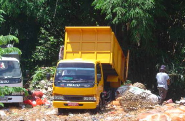 macrae2.jpg macrae2.jpg